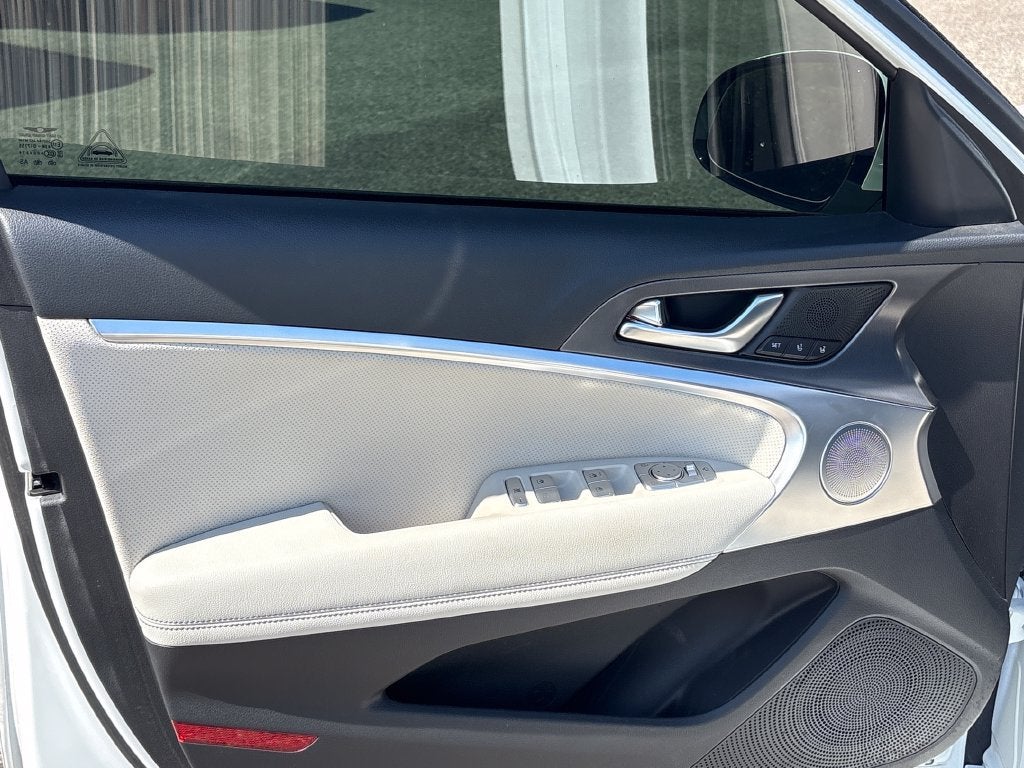 2026 Genesis G70 Base