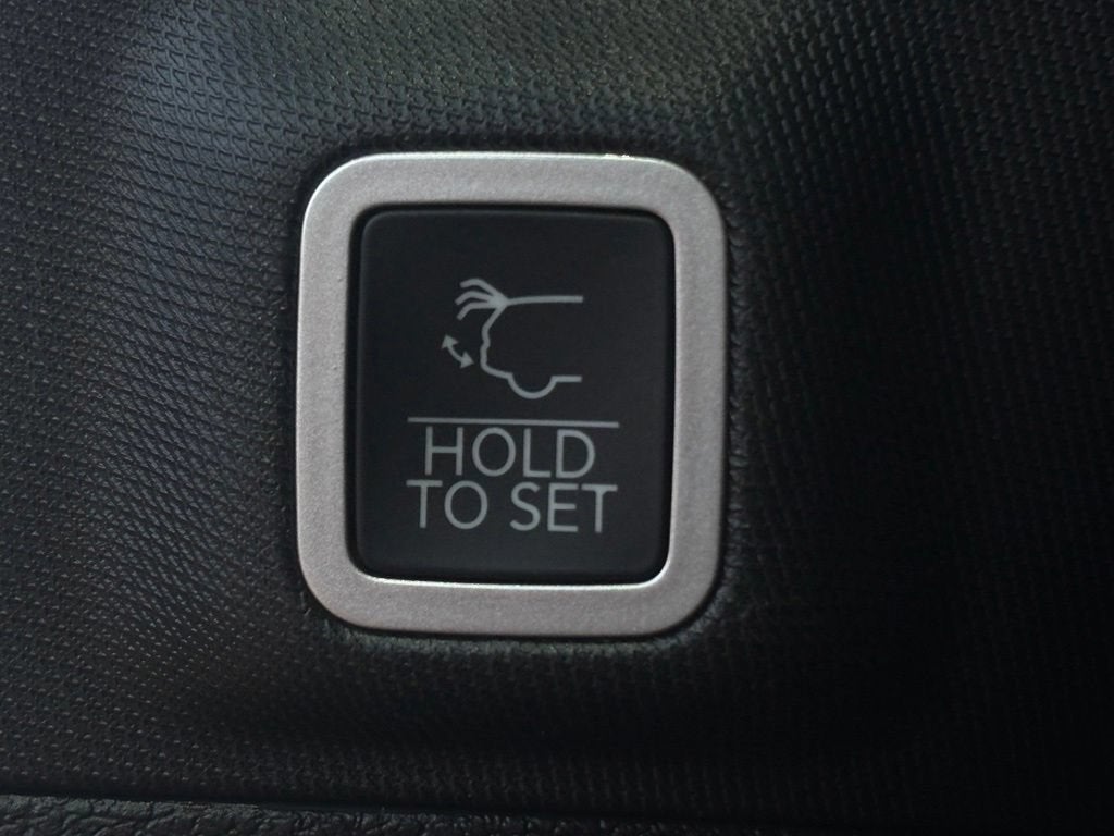 2024 Jeep Grand Cherokee Base