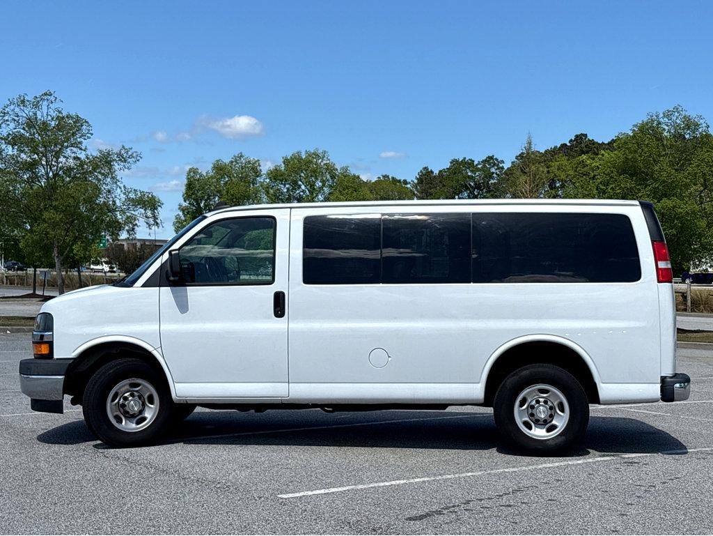 2019 Chevrolet Express Passenger 3500 LT