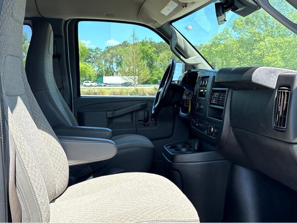 2019 Chevrolet Express Passenger 3500 LT