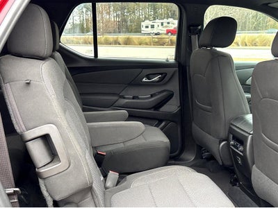 2022 Chevrolet Traverse LT Cloth