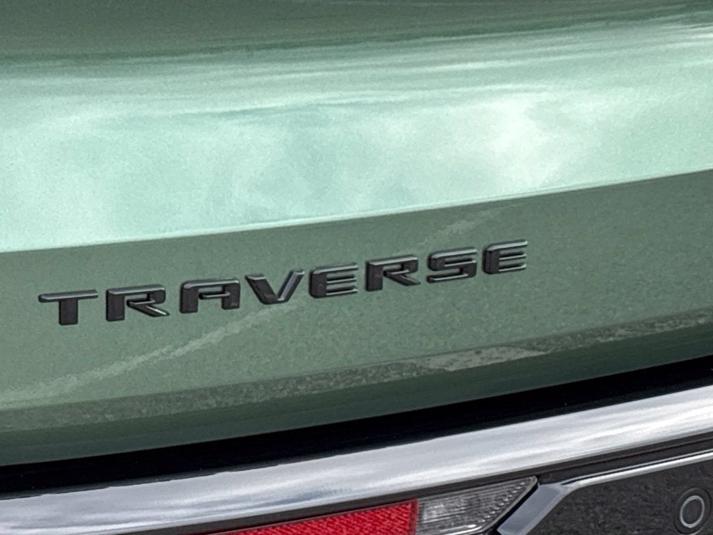 2027 Chevrolet Traverse RS