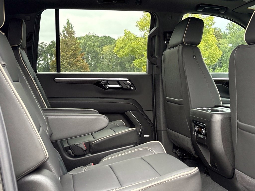 2027 Chevrolet Suburban Premier