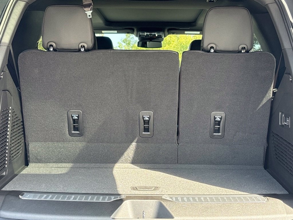 2027 Chevrolet Tahoe RST