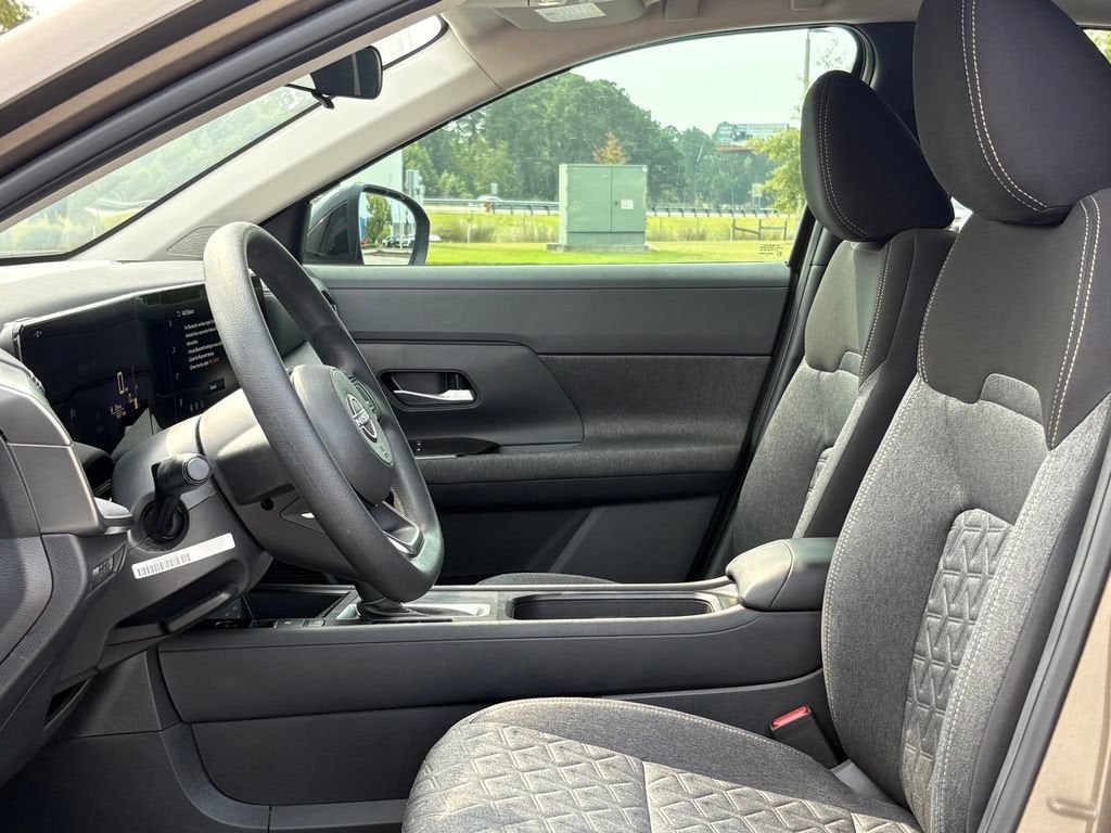 2026 Nissan Kicks Base