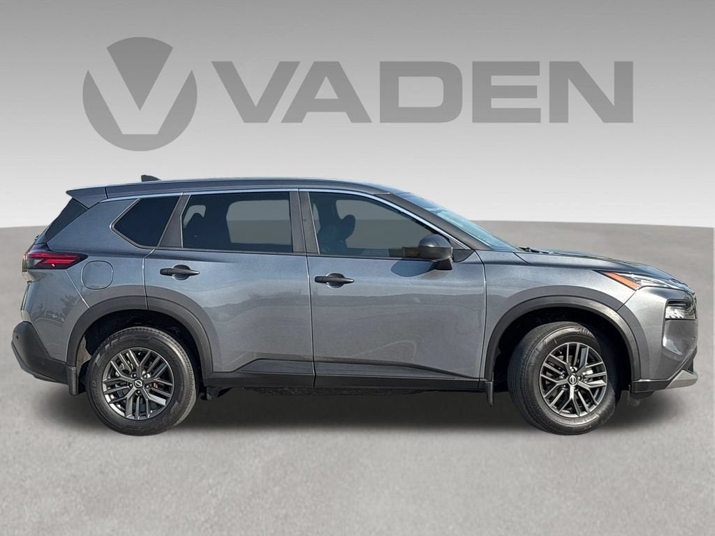 2023 Nissan Rogue Base