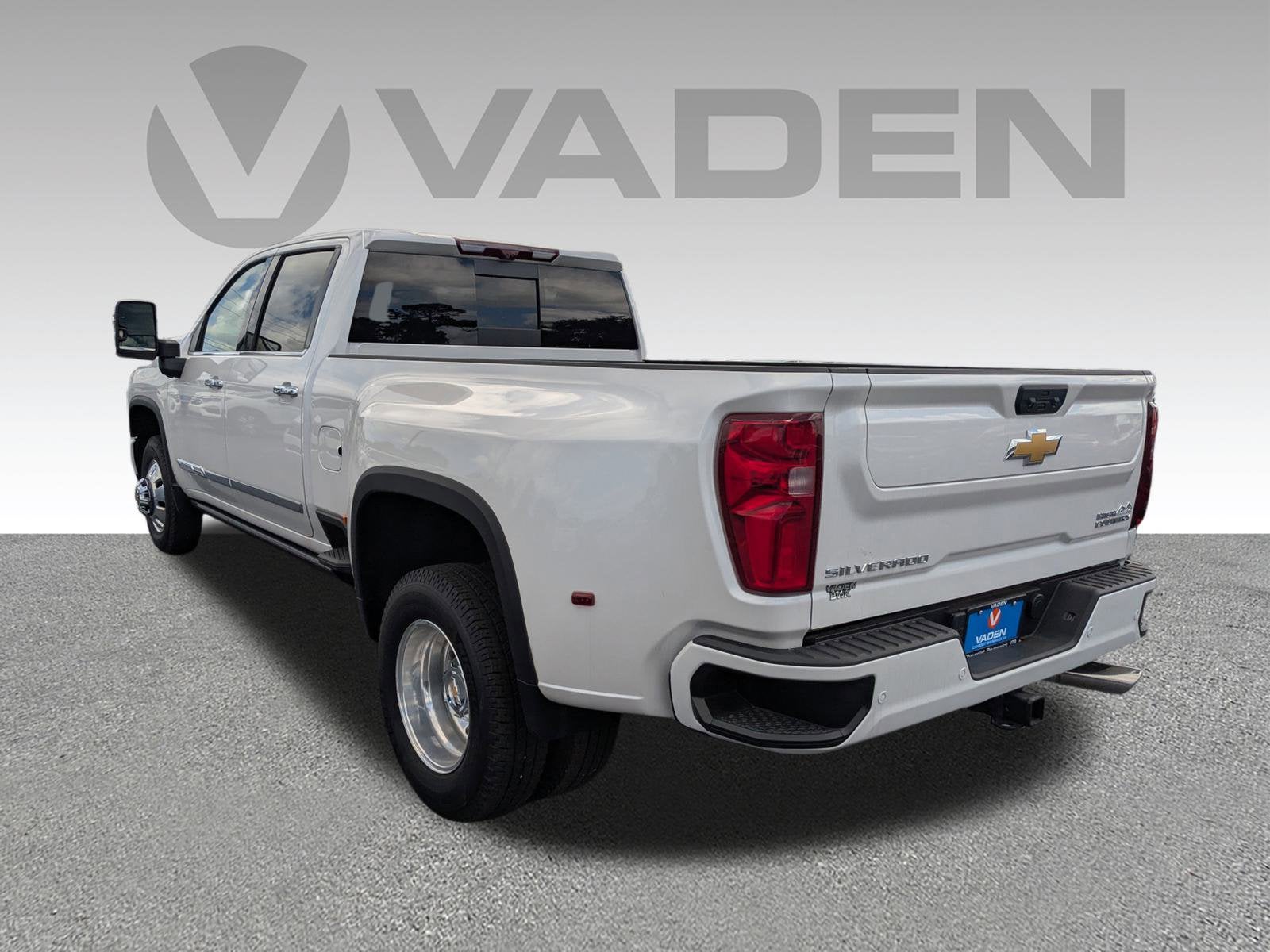 2024 Chevrolet Silverado 3500 HD High Country