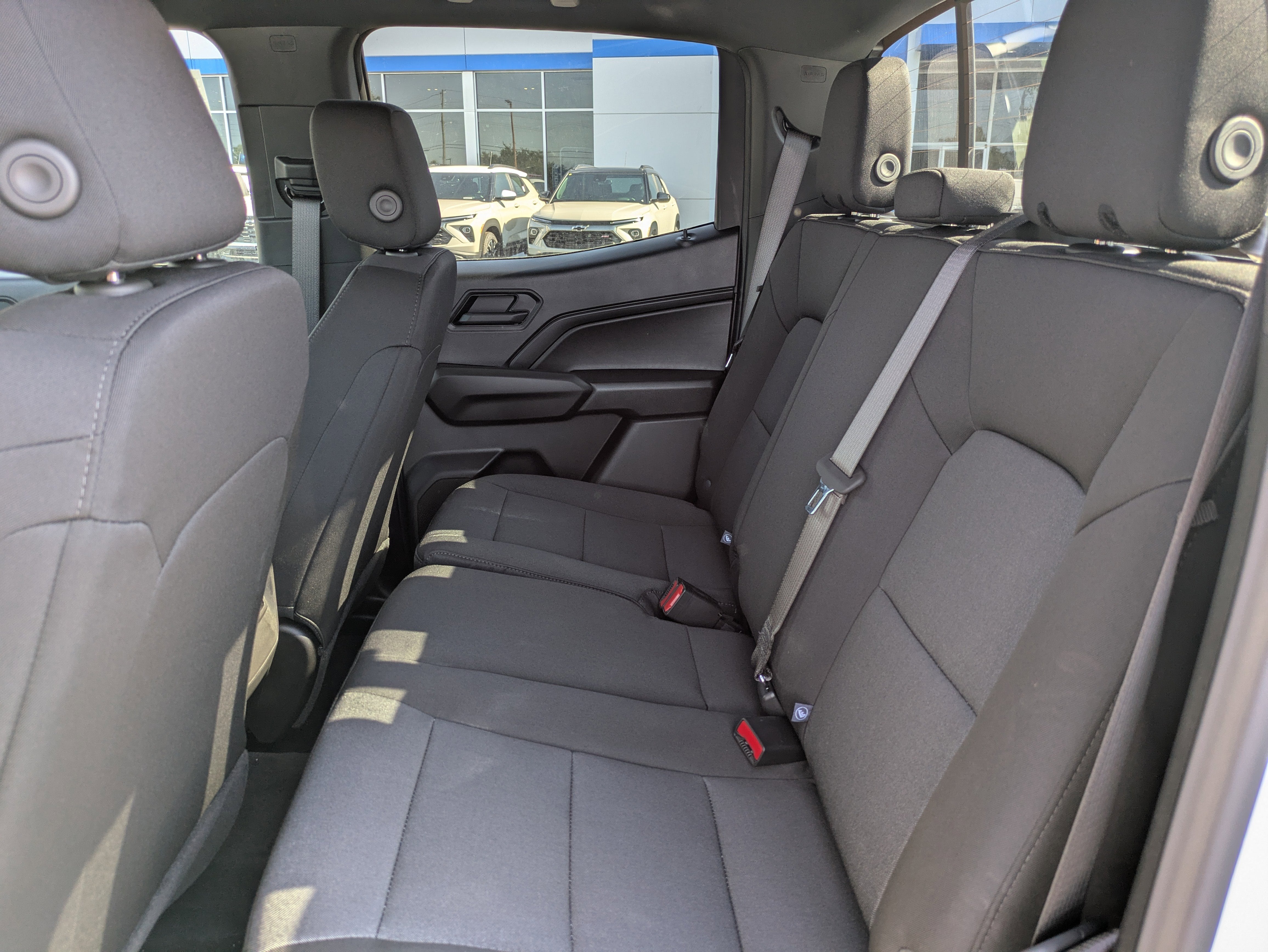 2025 Chevrolet Colorado WT/LT