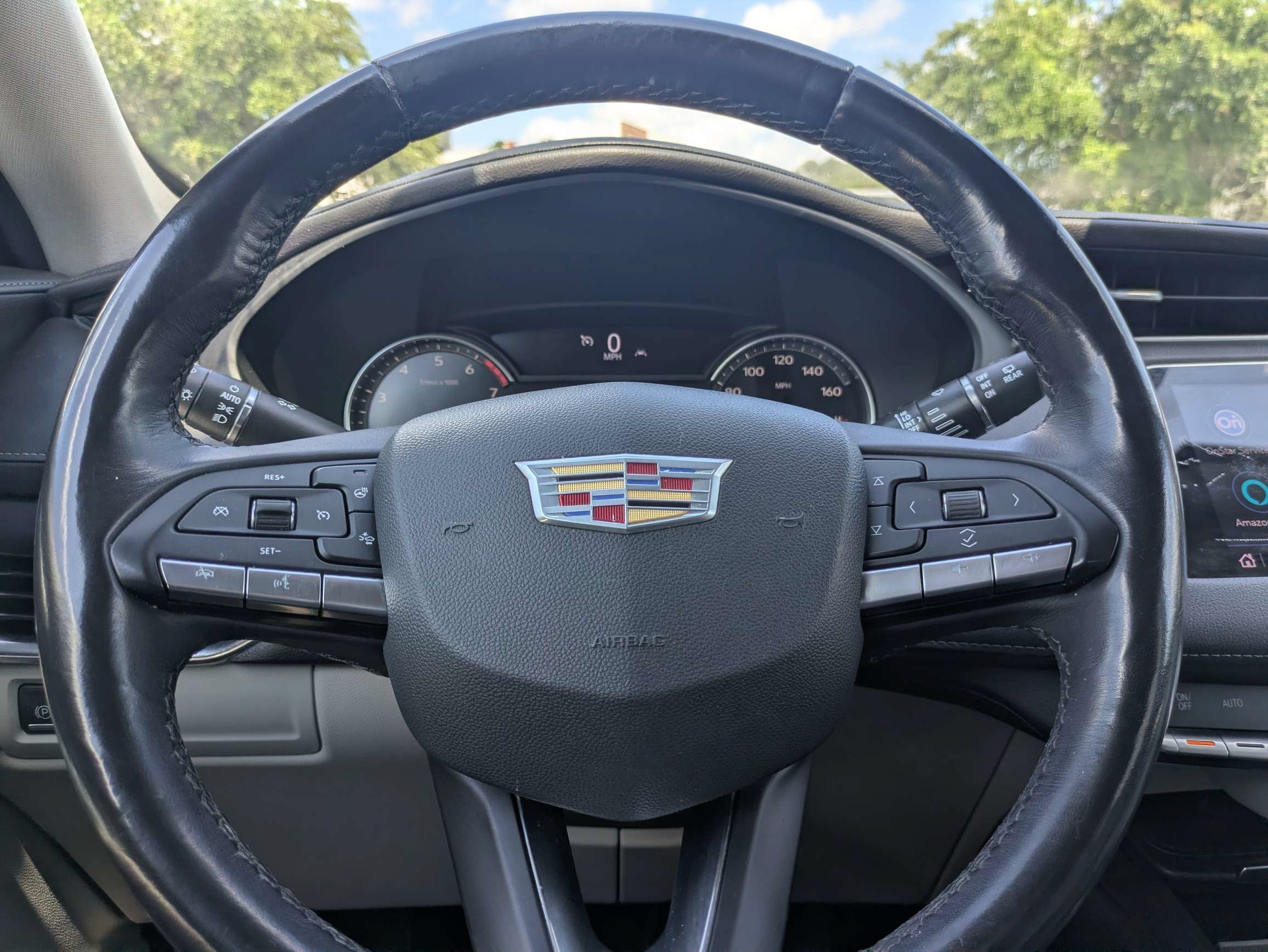 2023 Cadillac XT4 Luxury