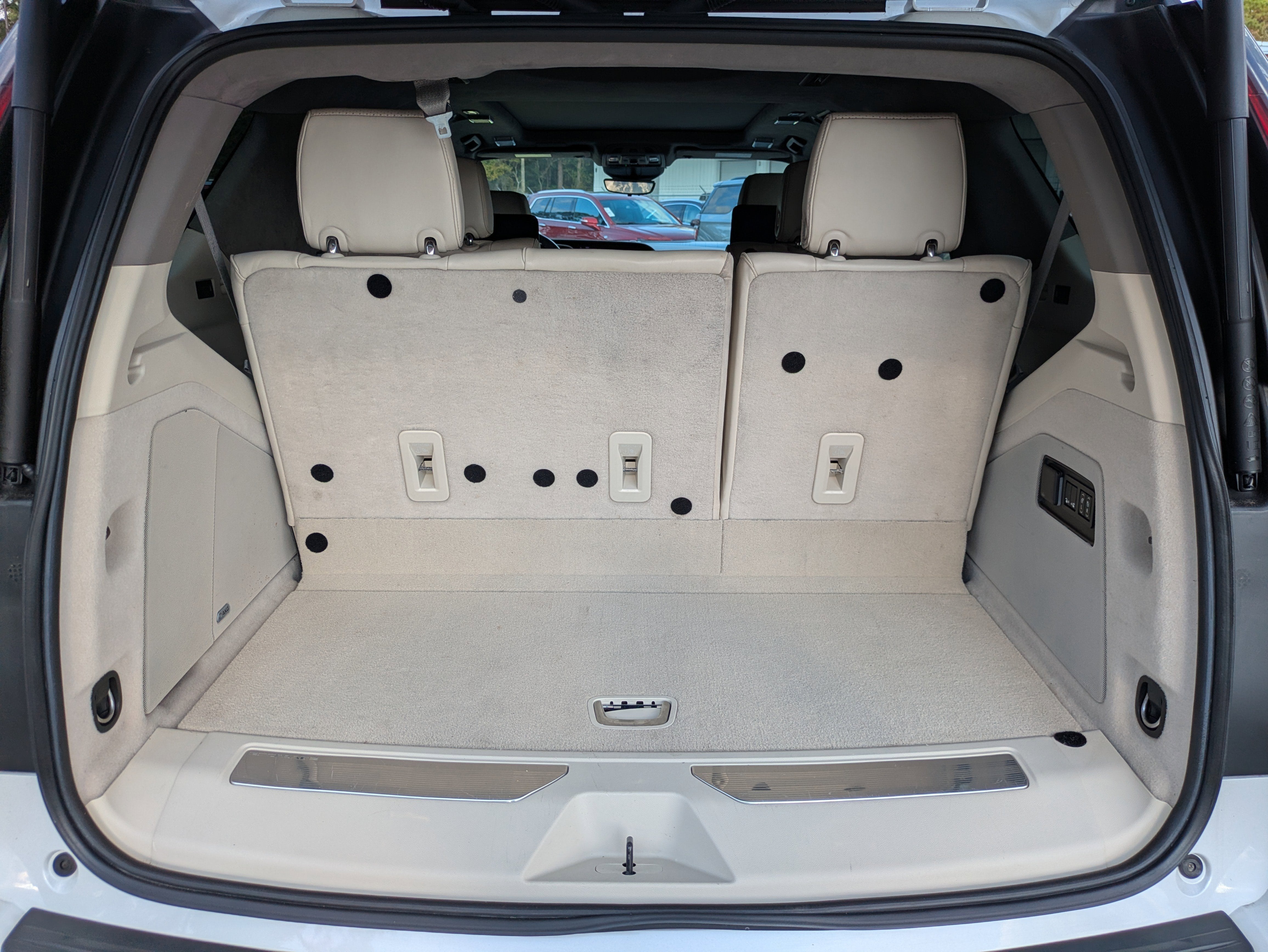 2022 Cadillac Escalade Premium Luxury Platinum