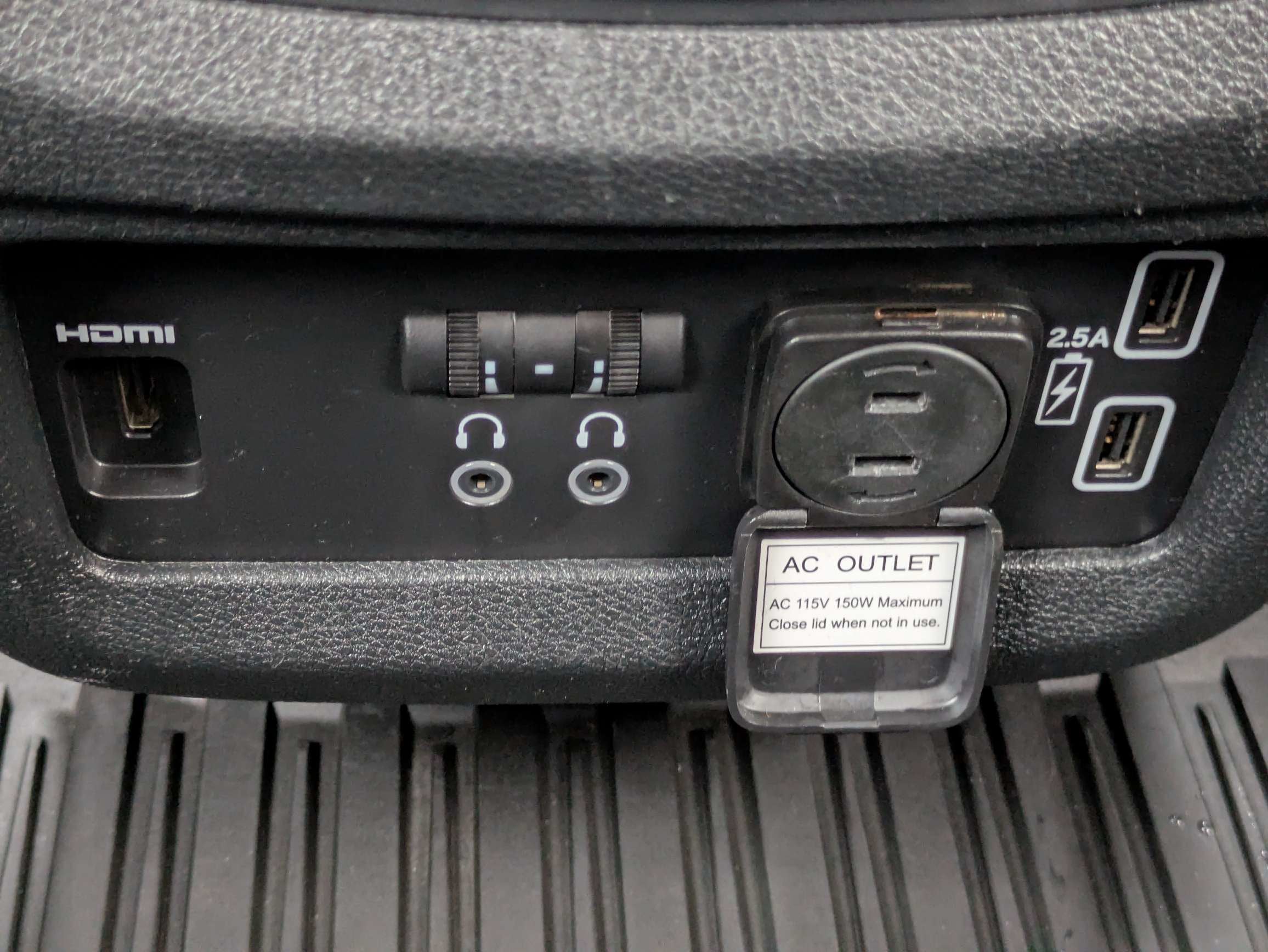2021 Honda Pilot AWD Black Edition