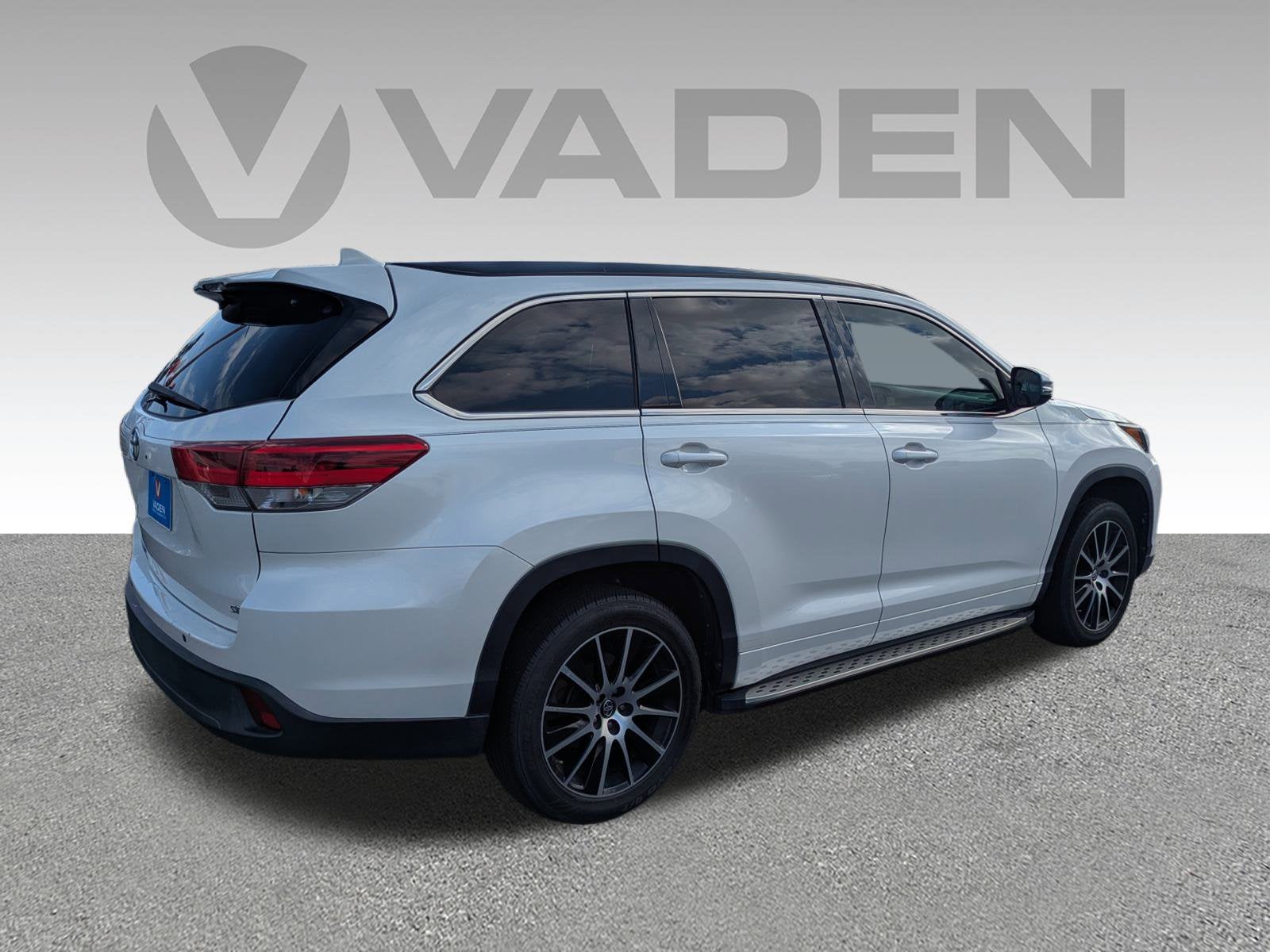 2018 Toyota Highlander SE