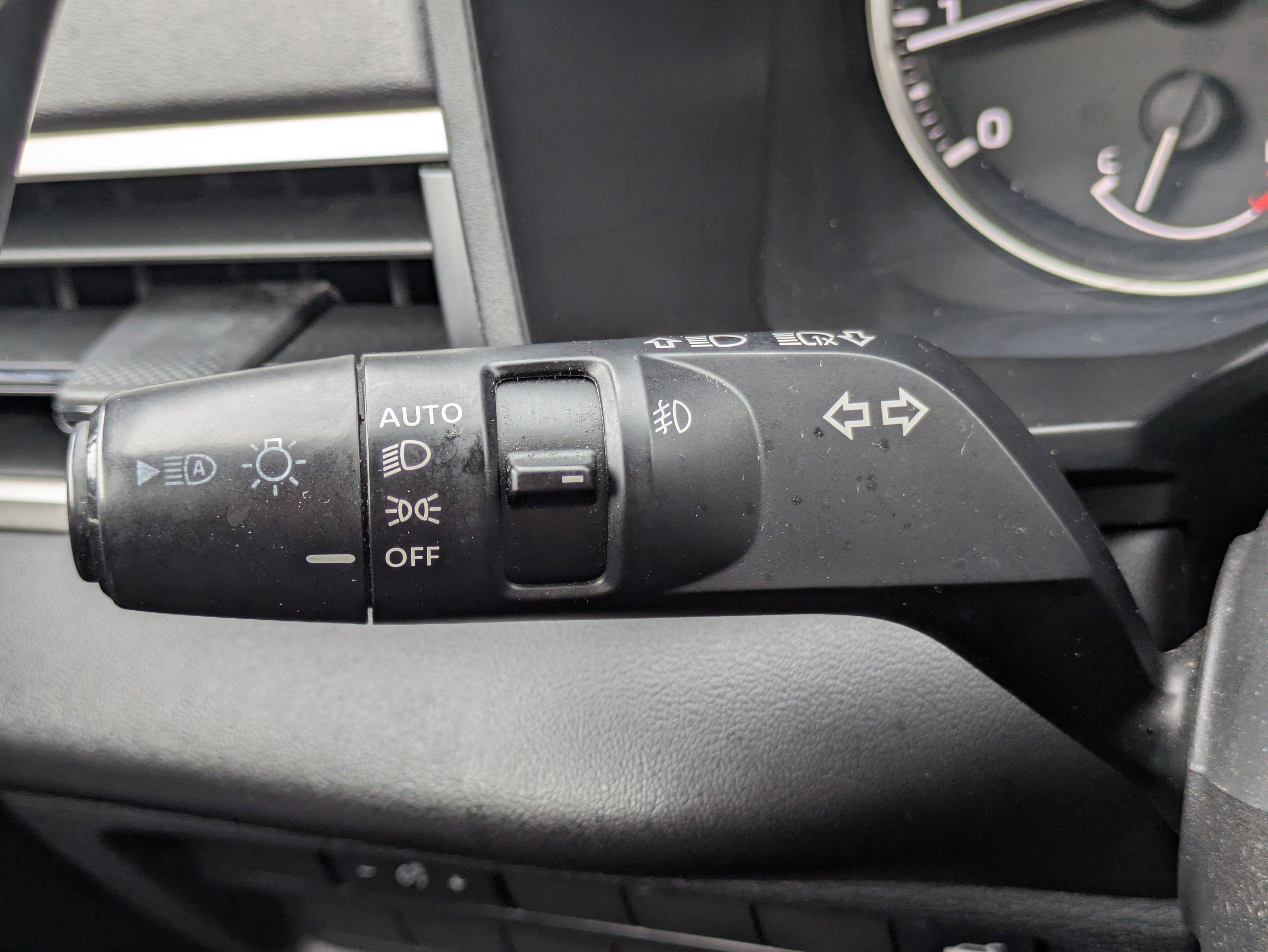 2024 Mitsubishi Outlander SE 2.5 2WD