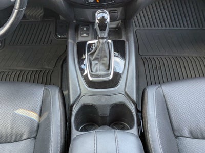 2022 Nissan Rogue Sport SL FWD Xtronic CVT