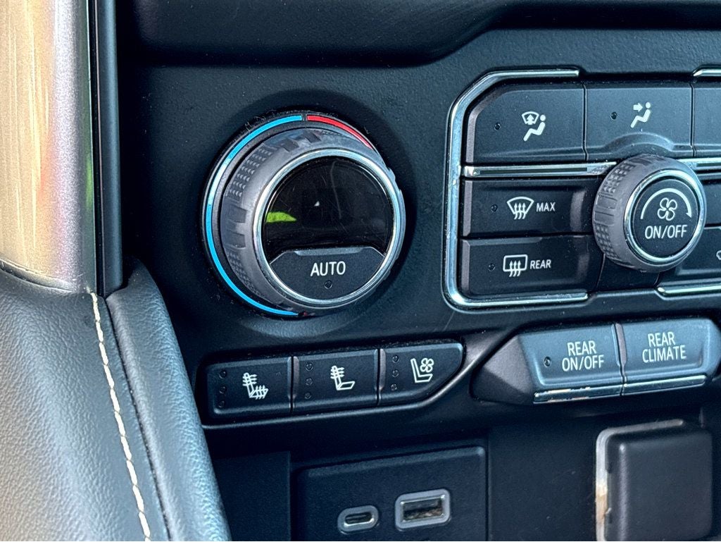 2022 Chevrolet Suburban Premier