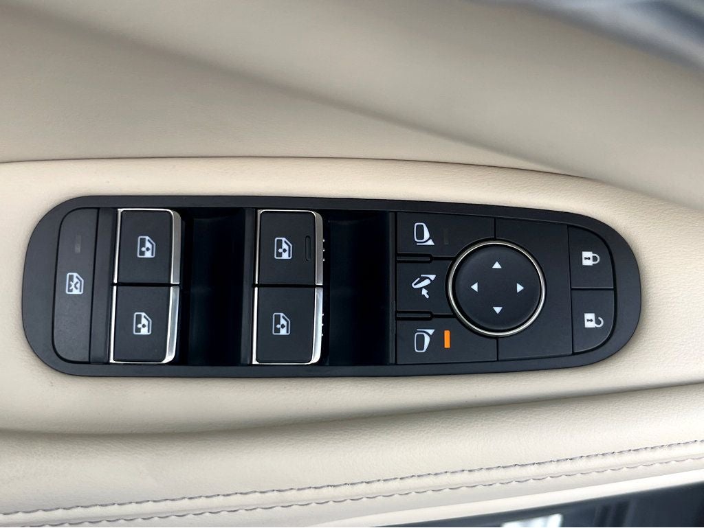 2025 INFINITI QX60 PURE