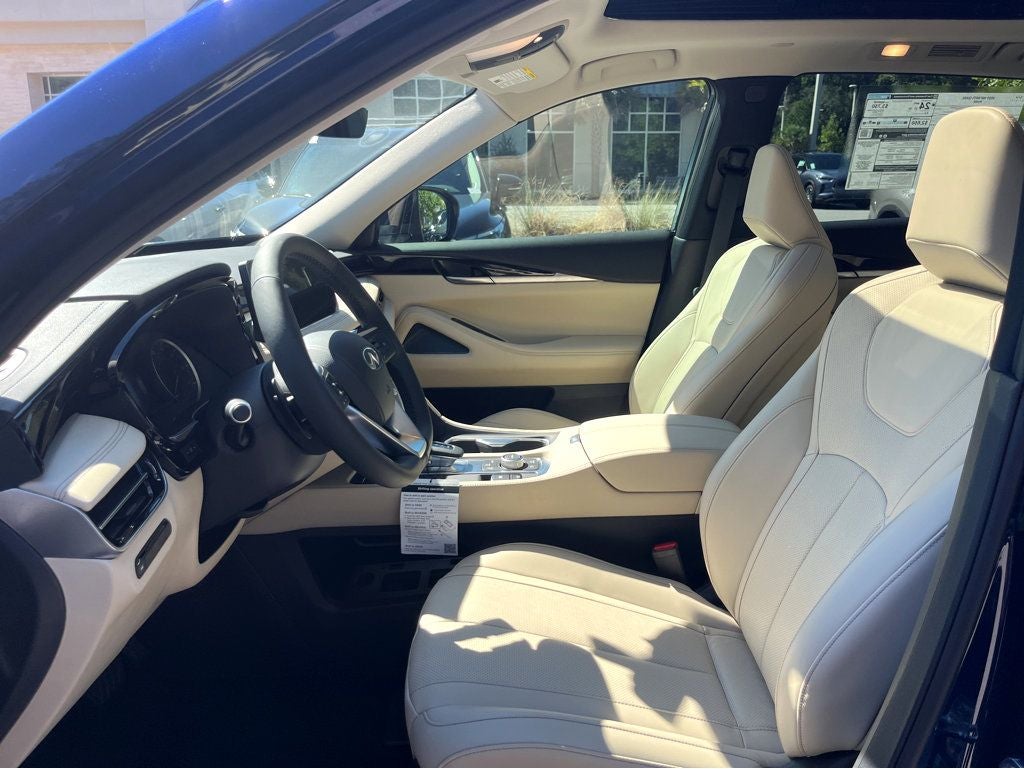 2025 INFINITI QX60 PURE
