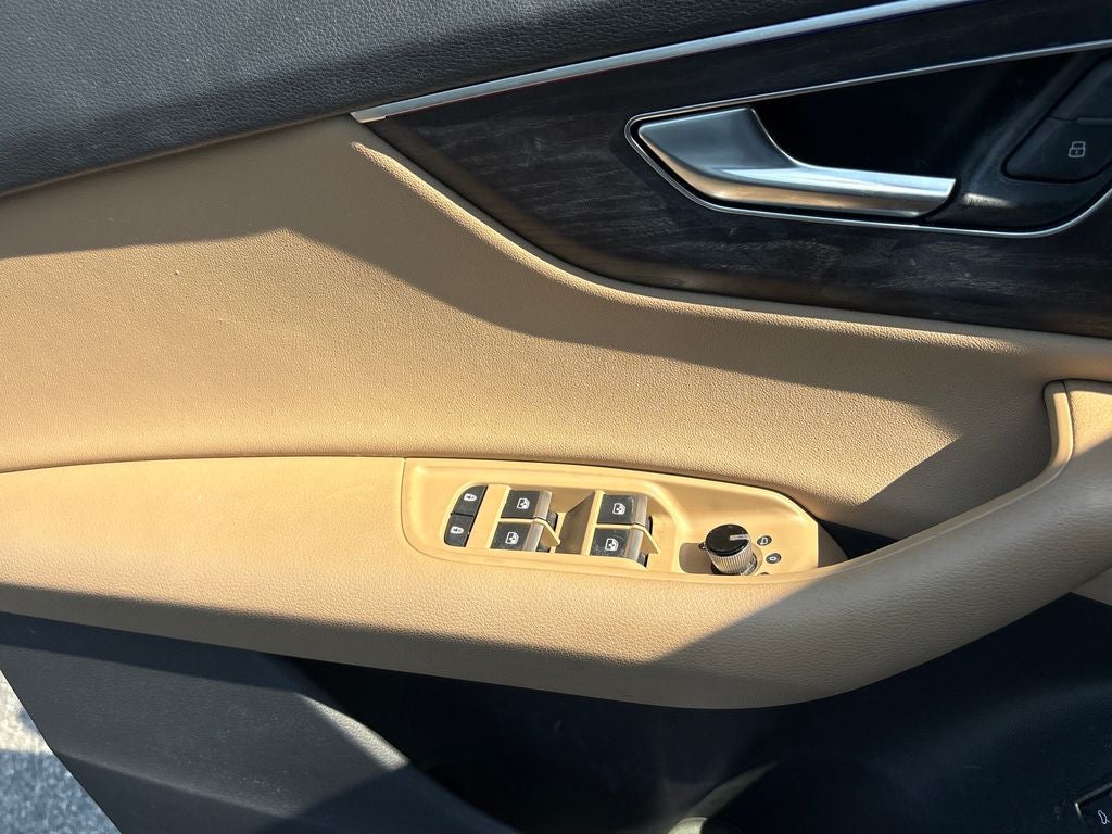 2021 Audi Q8 55 Prestige quattro