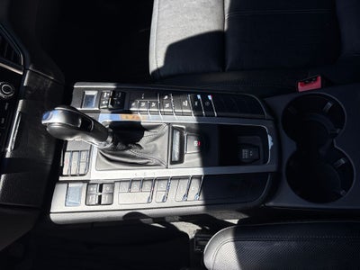 2018 Porsche Macan Base