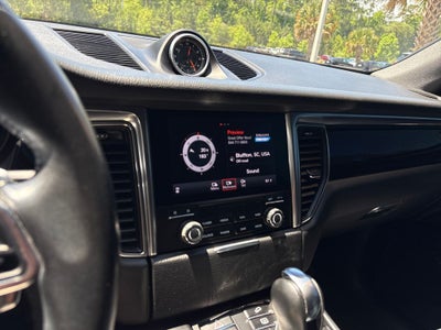 2018 Porsche Macan Base