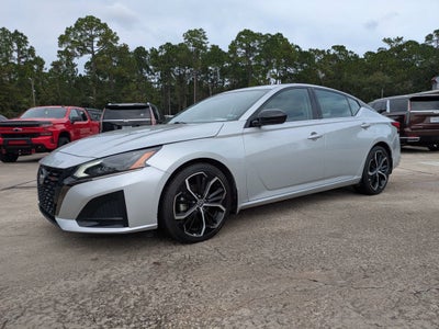 2024 Nissan Altima SR FWD