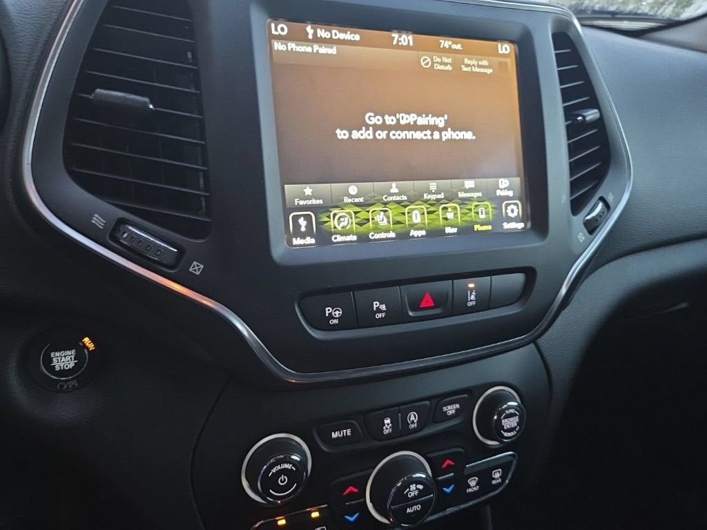 2023 Jeep Cherokee Altitude Lux