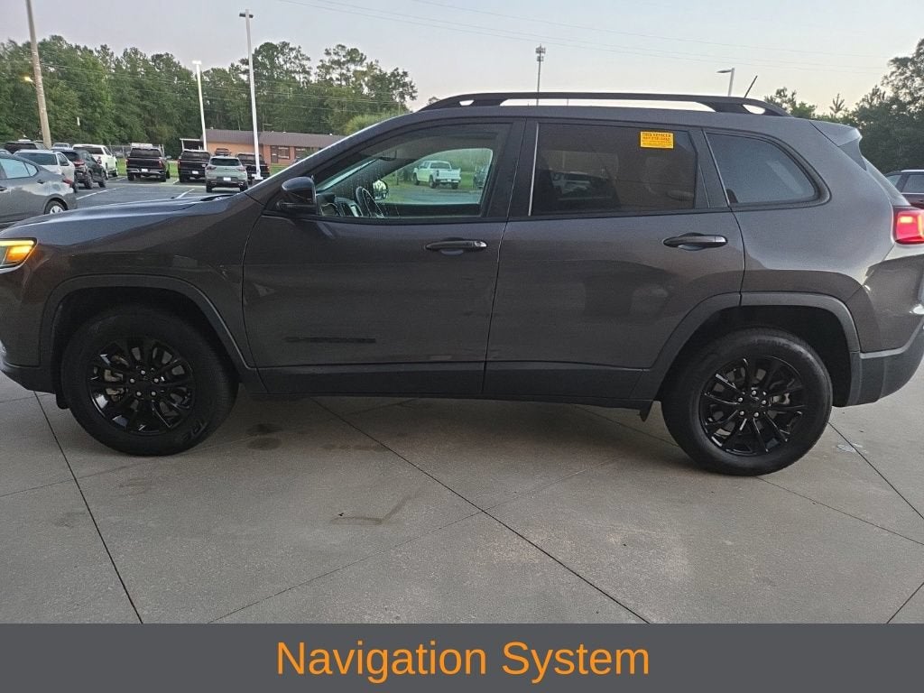 2023 Jeep Cherokee Altitude Lux