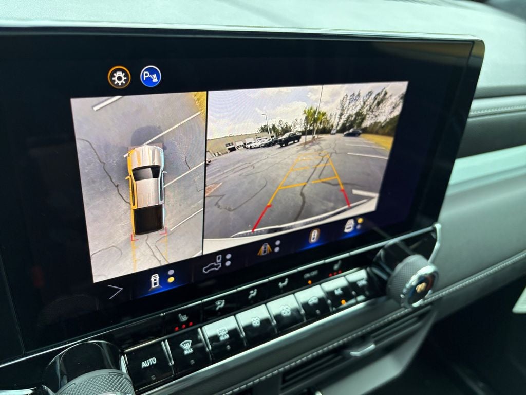 2025 Chevrolet Colorado WT/LT