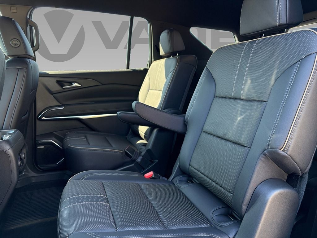 2025 Chevrolet Traverse High Country