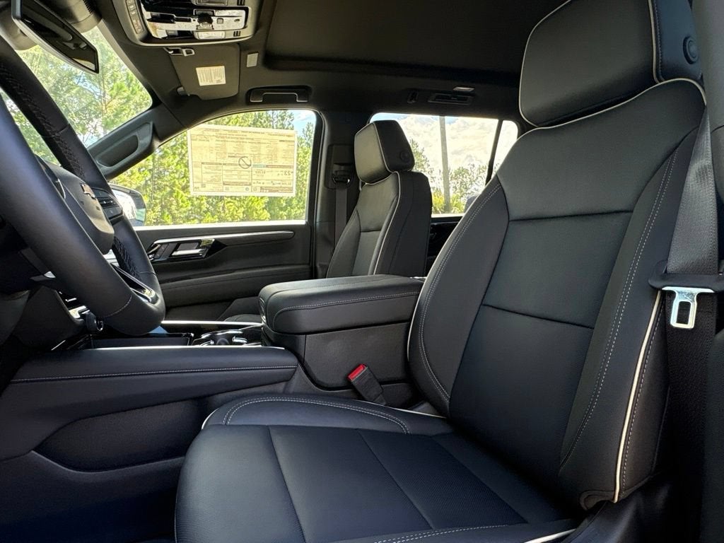 2026 Chevrolet Suburban Premier - Photo 26