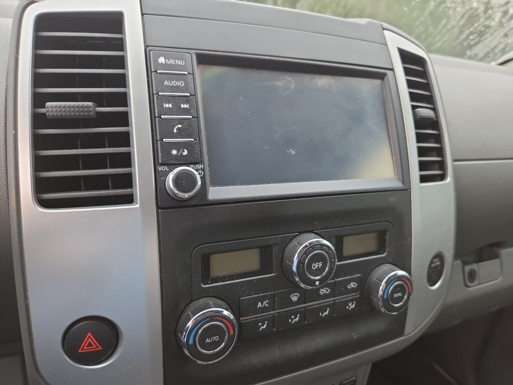 2021 Nissan Frontier SV