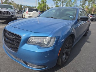 2020 Chrysler 300 Touring