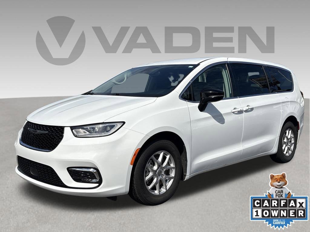 2024 Chrysler Pacifica