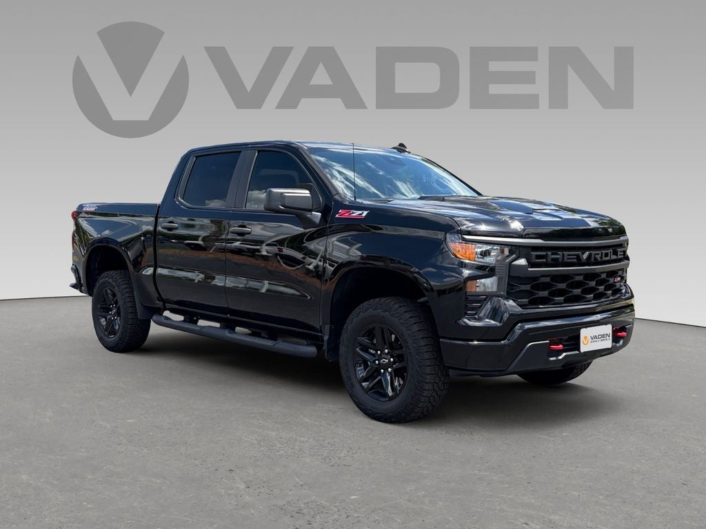 2024 Chevrolet Silverado 1500 Custom Trail Boss 4X4 Crew Cab Short Box's photo