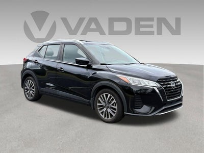 2022 Nissan Kicks SV