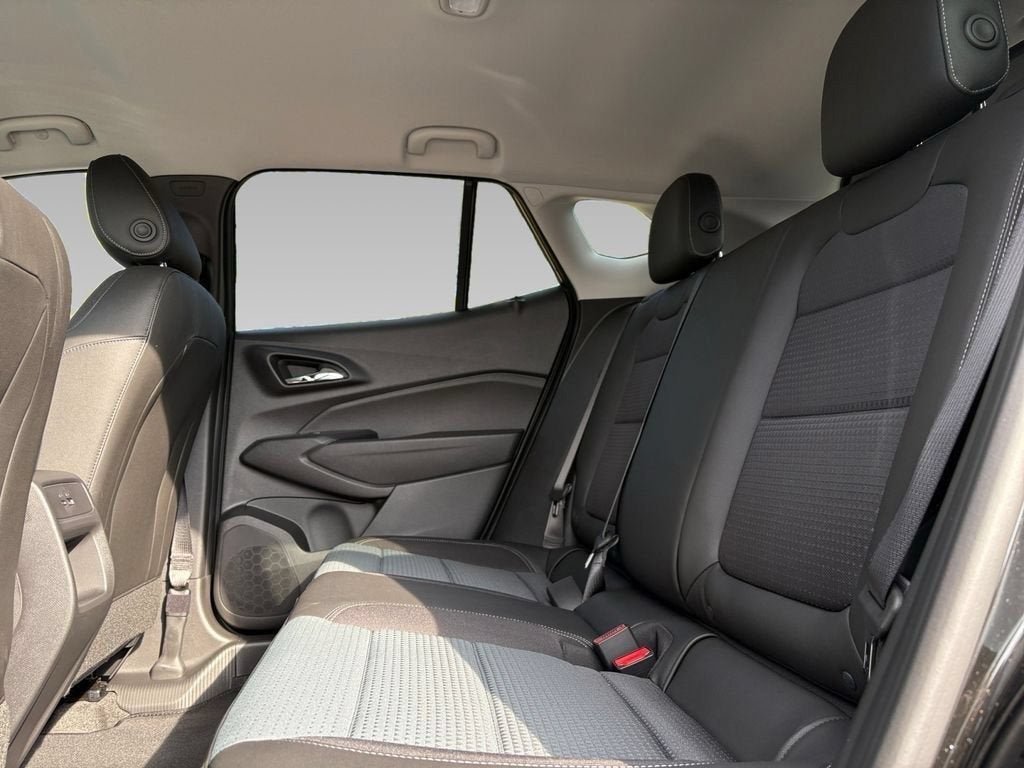 2026 Chevrolet Trax LT - Photo 17