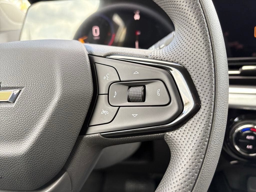 2026 Chevrolet Trax LT - Photo 18