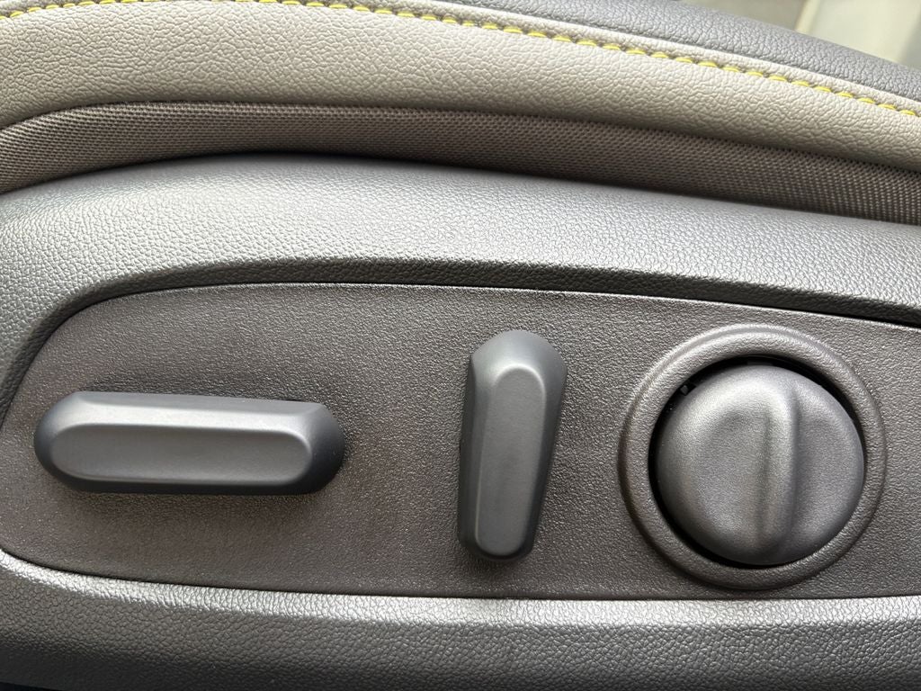 2026 Chevrolet Trax Activ - Photo 14