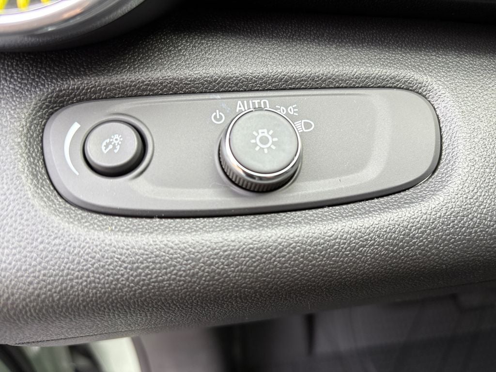 2026 Chevrolet Trax Activ - Photo 27