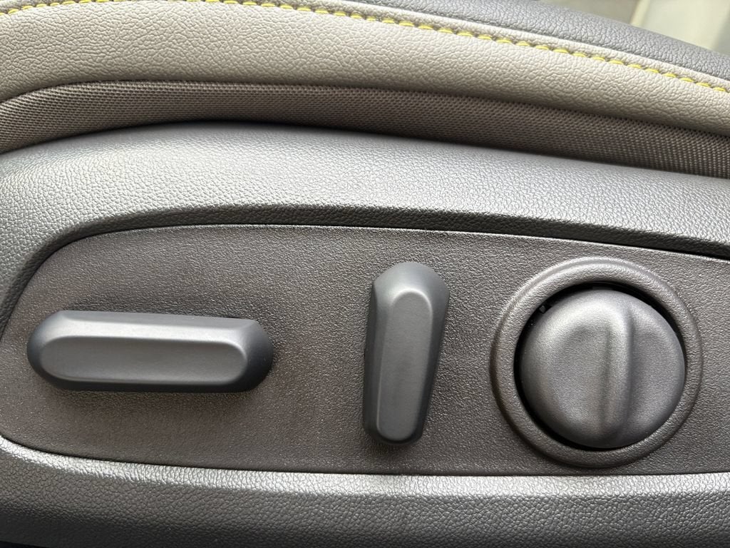 2026 Chevrolet Trax Activ - Photo 30
